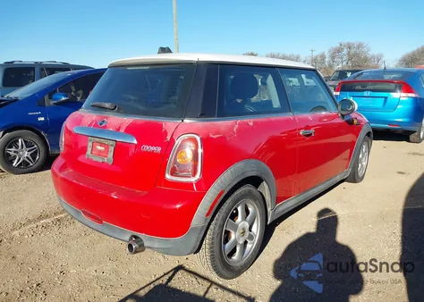 2009 Mini Cooper z USA, uszkodzony, nr VIN WMWMF33559TW75862